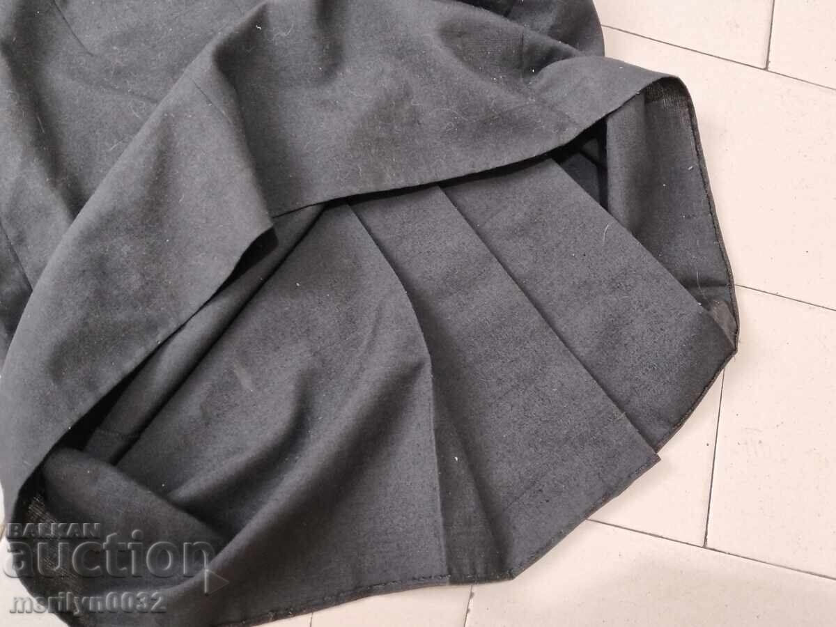 Old women's clothman with hand embroidery chaise longue dress, - 7 Old women's clothman with hand embroidery chaise longue dress, - 7