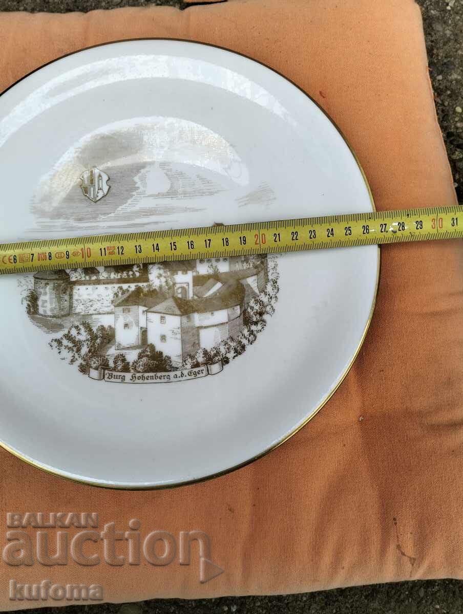 Porcelain wall plate with gilding with price 44.99 BGN | € 23.00 Porcelain wall plate with gilding with price 44.99 BGN | € 23.00