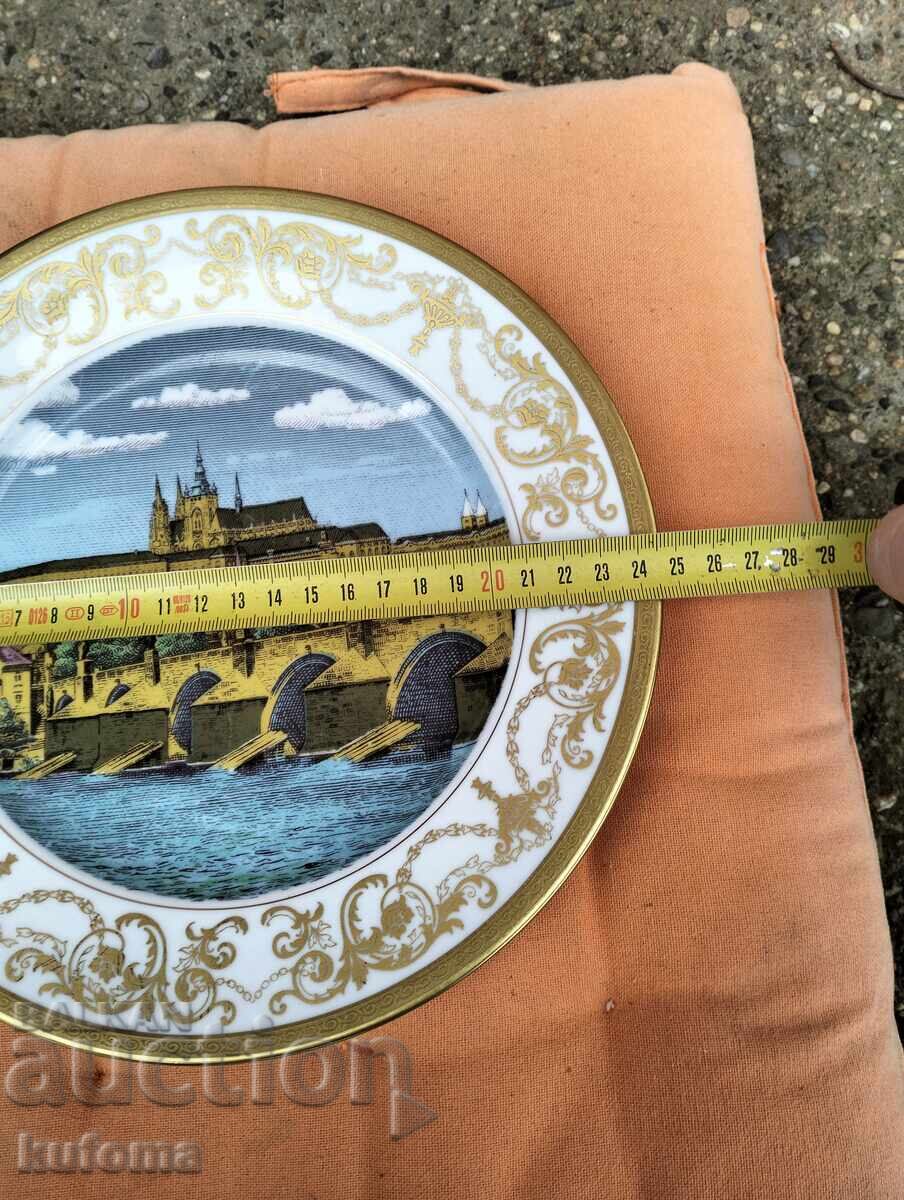 Porcelain wall plate with gilding with price 34.99 BGN | € 17.89 Porcelain wall plate with gilding with price 34.99 BGN | € 17.89