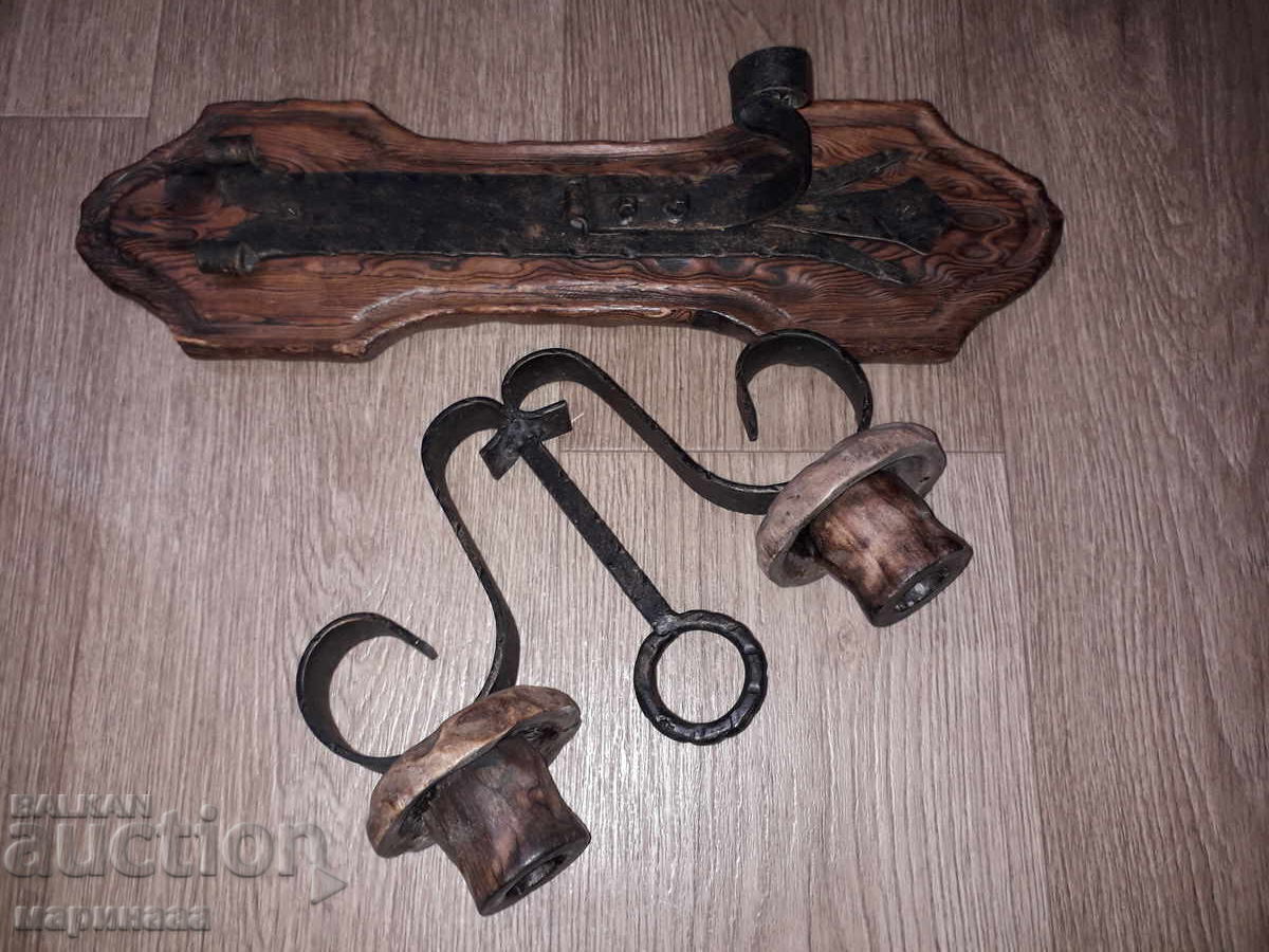 Auction LARGE WALL CANDLEHOLDER. 1,640 KG. SPAIN Auction LARGE WALL CANDLEHOLDER. 1,640 KG. SPAIN