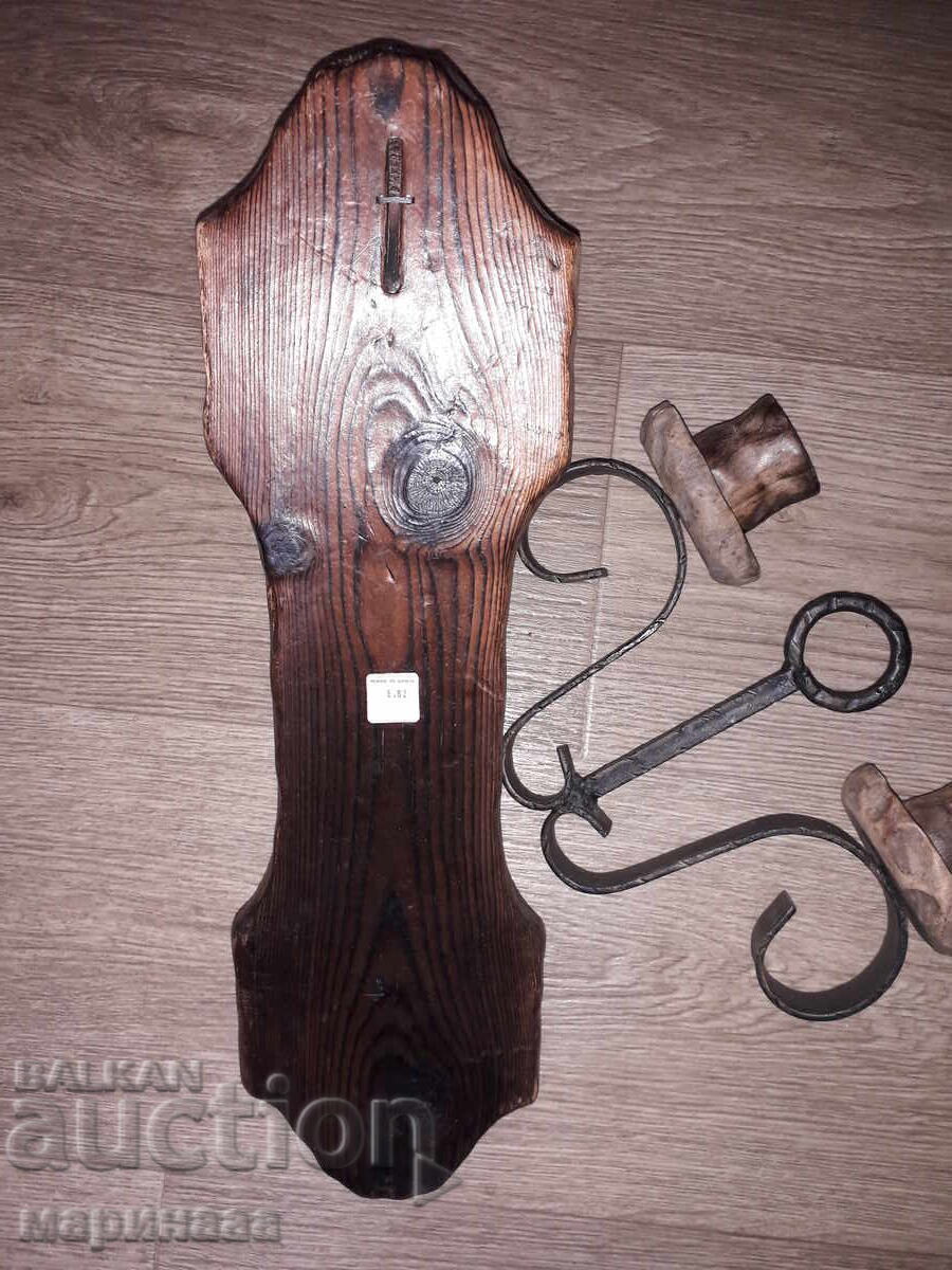 Delivery of LARGE WALL CANDLEHOLDER. 1,640 KG. SPAIN Delivery of LARGE WALL CANDLEHOLDER. 1,640 KG. SPAIN