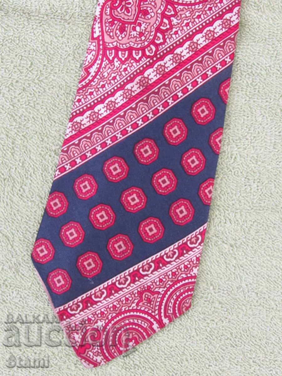 Men's new tie with price 6.00 BGN | € 3.07 Men's new tie with price 6.00 BGN | € 3.07