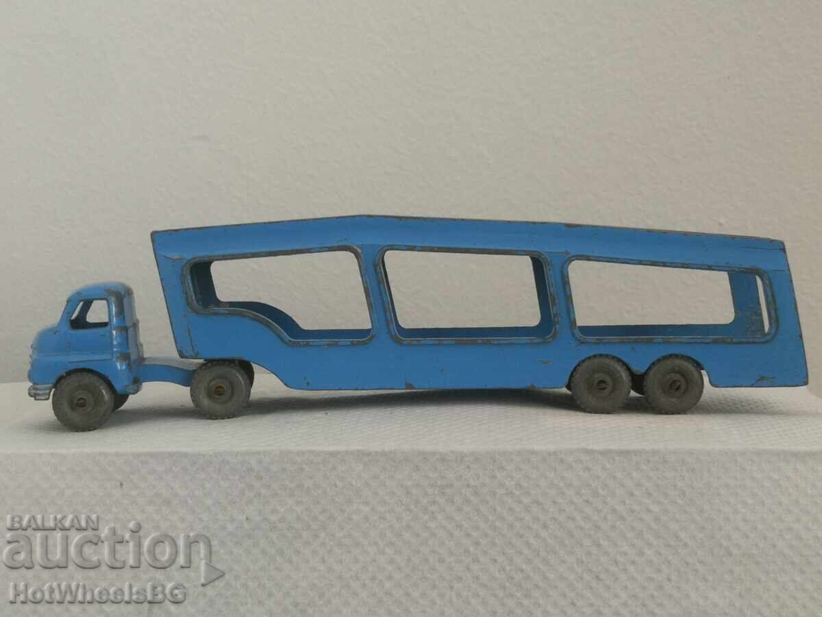 MATCHBOX LESNEY. No A2 Car Transporter truck