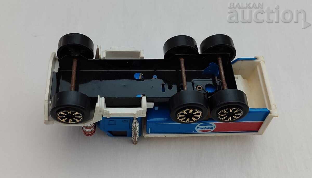 OLD PEPSI TRUCK - 5 OLD PEPSI TRUCK - 5