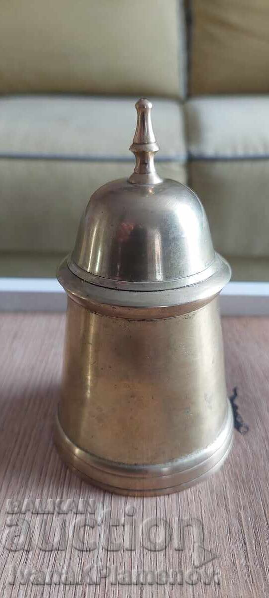 Livrarea Service alamă pentru cunoscători