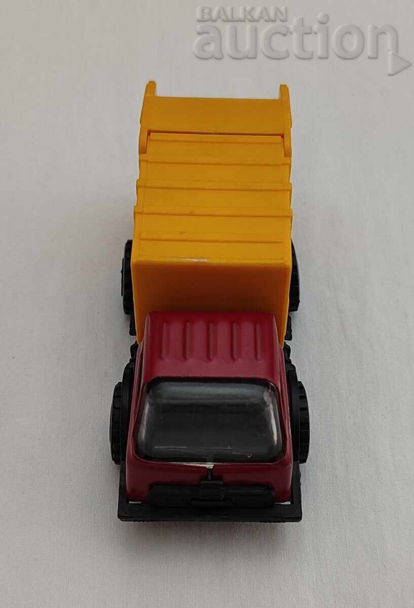 Auction "MICRO" OLD TRUCK / GARBAGE Auction "MICRO" OLD TRUCK / GARBAGE