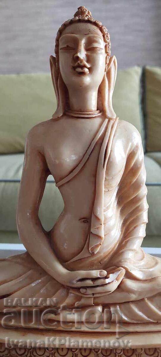 Delivery of Buddha figure statuette Delivery of Buddha figure statuette