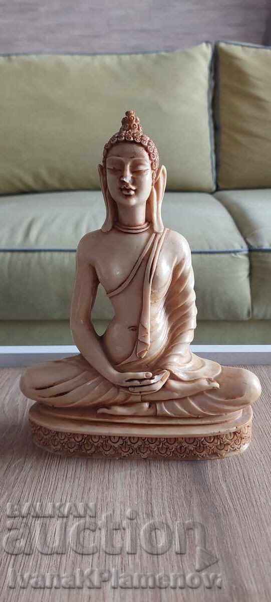 Buddha figure statuette