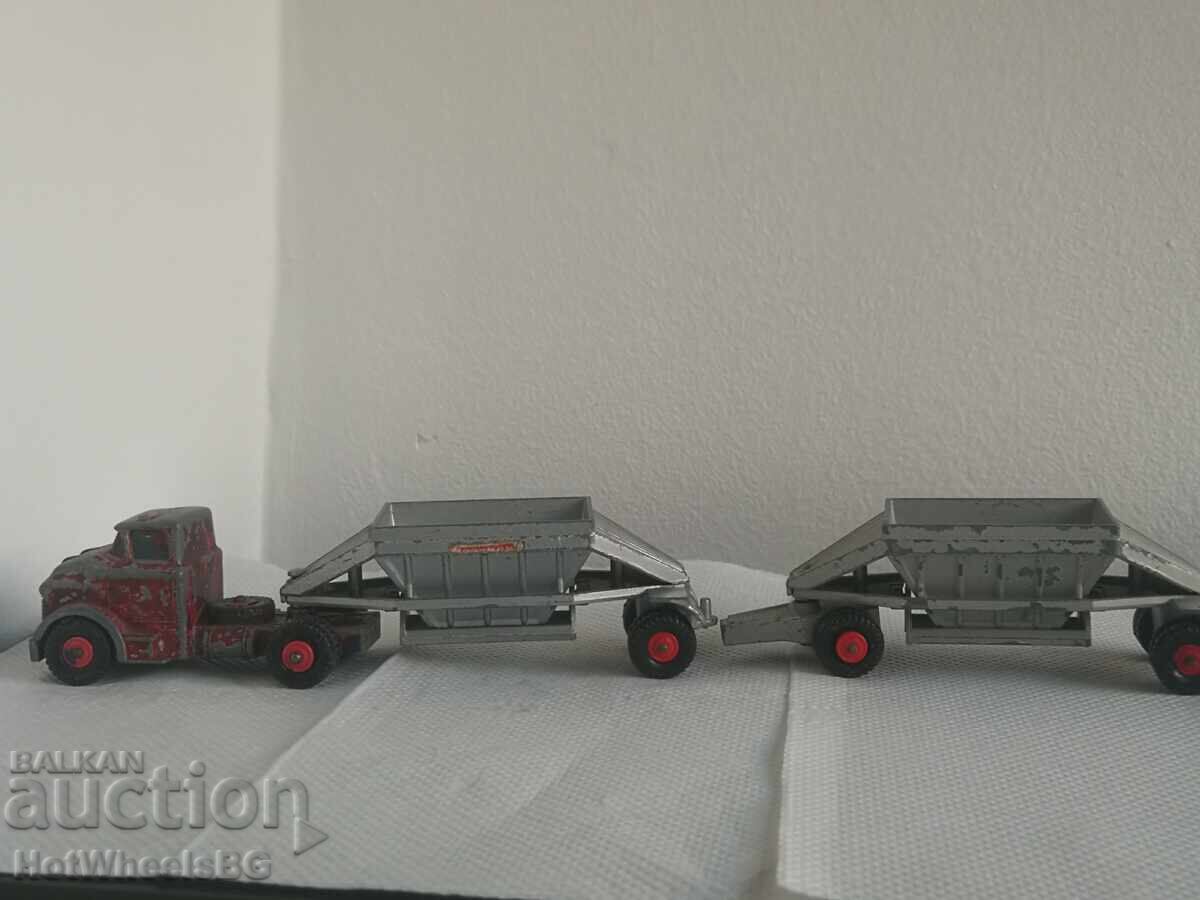 Matchbox LESNEY -Major Pack-No M4B Fruehauf Hopper Train