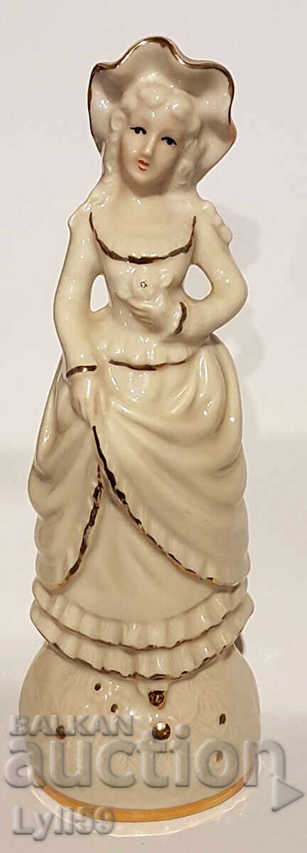 Porcelain figurine "Girl" - ZUMAS Germany Porcelain figurine "Girl" - ZUMAS Germany