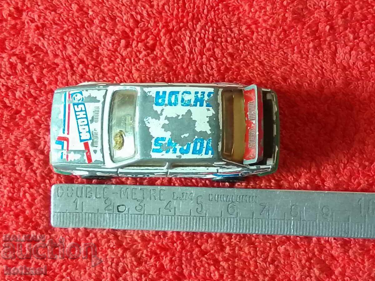 Παλιό μοντέλο MATCHBOX SKODA 130LR 1986