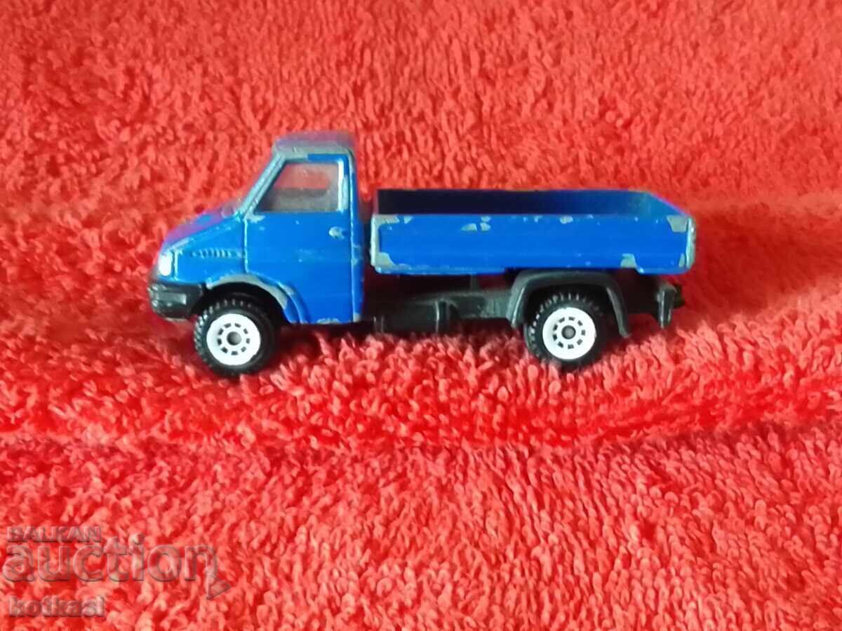Old metal car siku IVECO Germany with price 10.50 BGN | € 5.37 Old metal car siku IVECO Germany with price 10.50 BGN | € 5.37