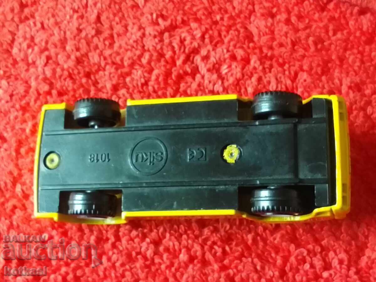 Стара металена кола siku IVECO Germany - 6 Стара металена кола siku IVECO Germany - 6