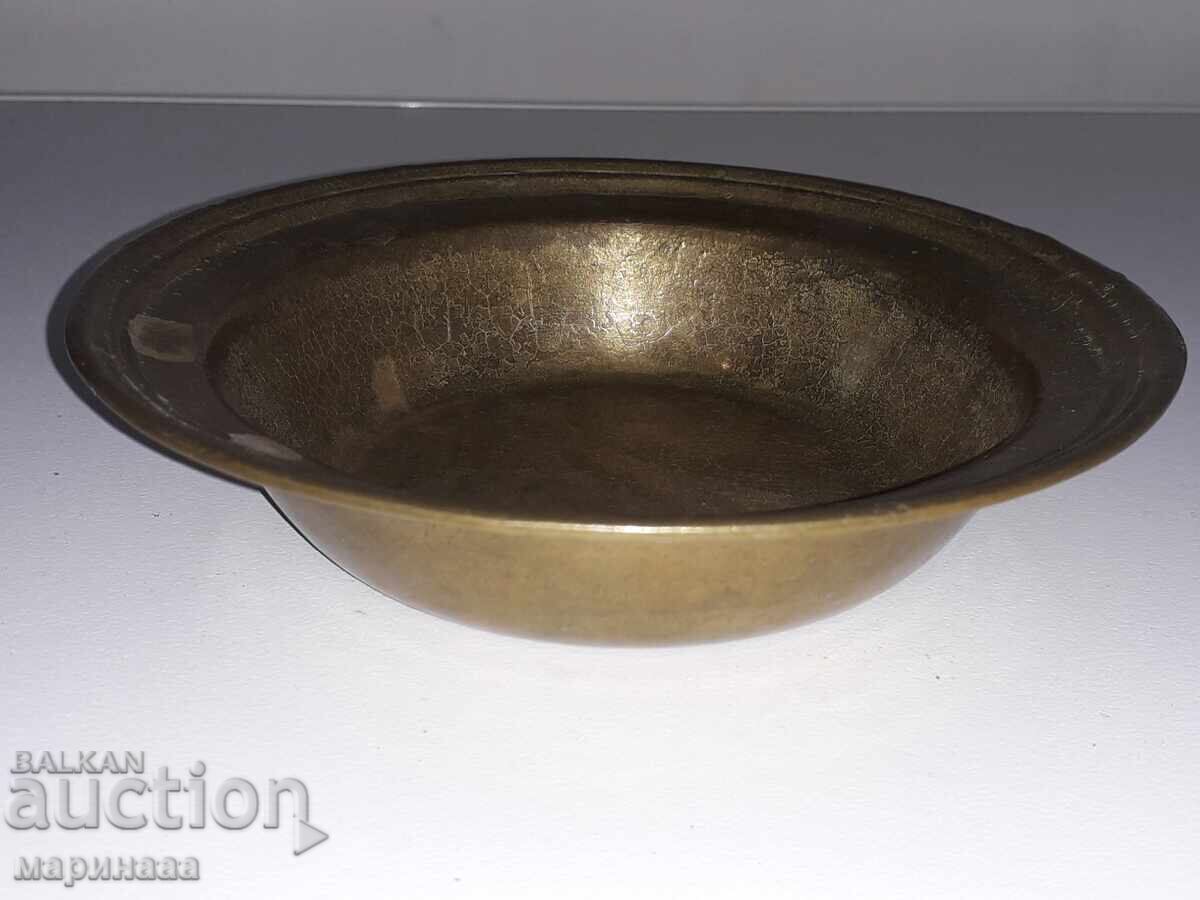 Delivery of A MASSIVE PLATE. BRASS Delivery of A MASSIVE PLATE. BRASS