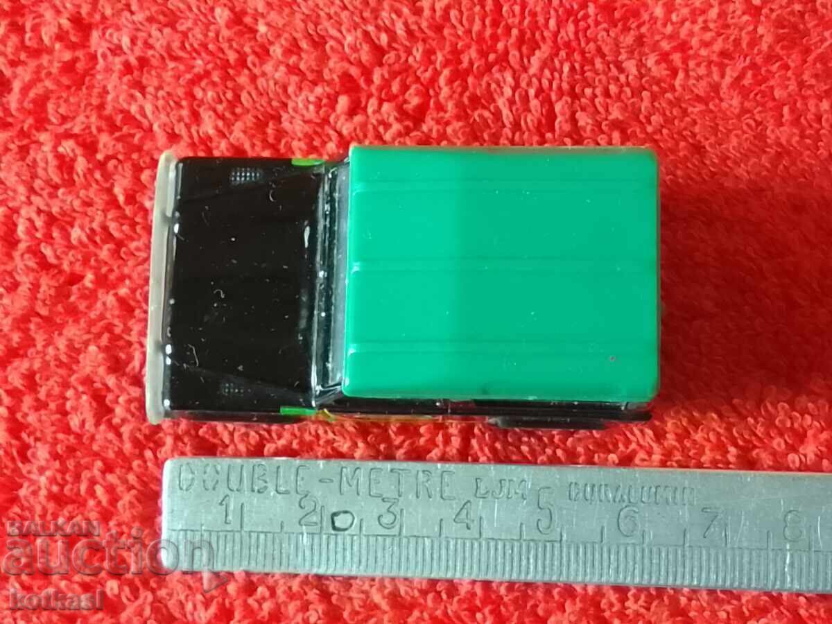 Old metal car MATCHBOX LAND ROVER 1987 1:62