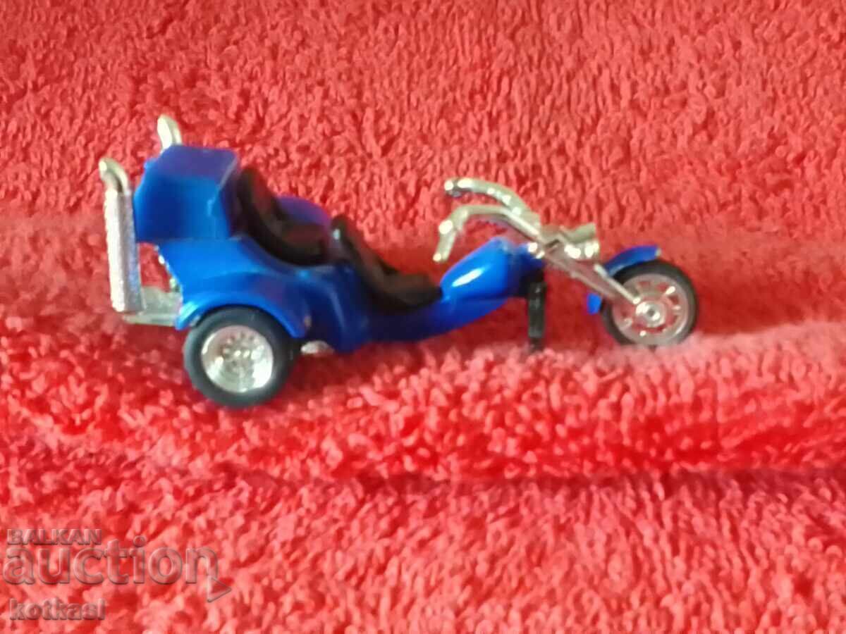 Παράδοση Παλιό τρίκυκλο μοτέρ ελικόπτερο siku Γερμανία Παράδοση Παλιό τρίκυκλο μοτέρ ελικόπτερο siku Γερμανία