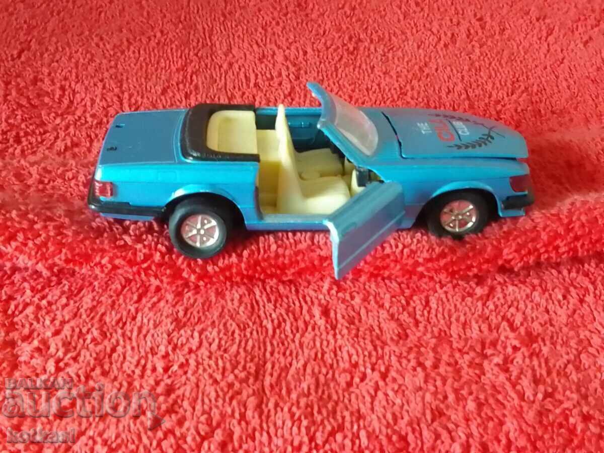 Delivery of Old metal model of a convertible car SS915-6 China Delivery of Old metal model of a convertible car SS915-6 China