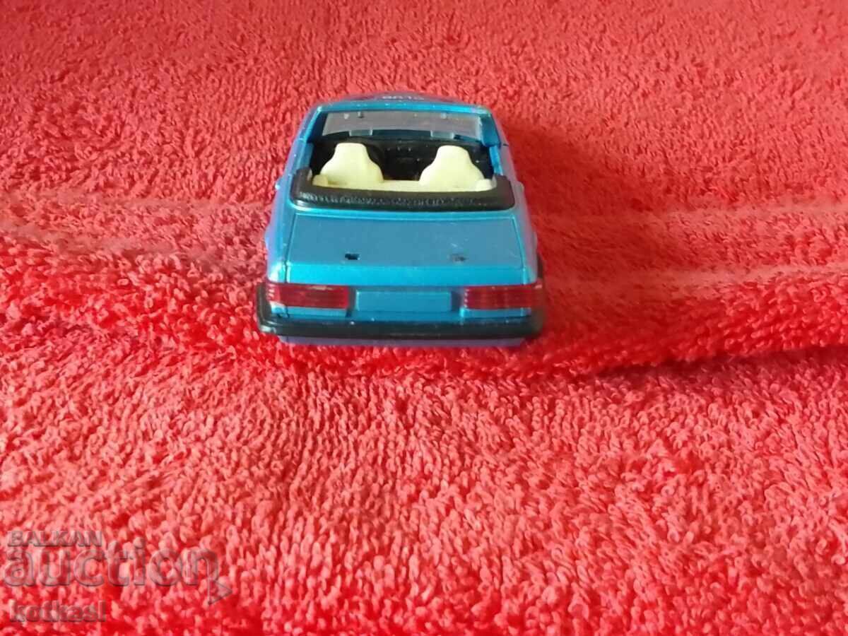 Old metal model of a convertible car SS915-6 China - 5 Old metal model of a convertible car SS915-6 China - 5