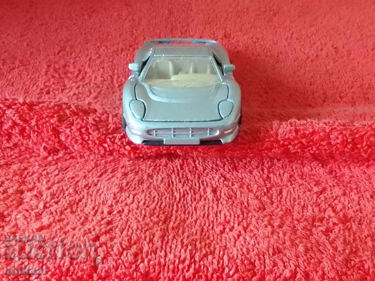 Auction Diecast model car JAGUAR XJ220 1/40 WELLY JAGUAR Auction Diecast model car JAGUAR XJ220 1/40 WELLY JAGUAR