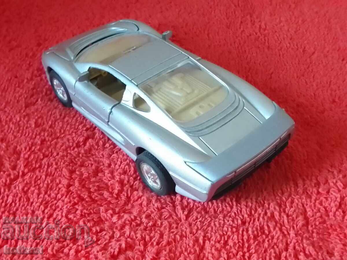 Diecast model car JAGUAR XJ220 1/40 WELLY JAGUAR - 7 Diecast model car JAGUAR XJ220 1/40 WELLY JAGUAR - 7