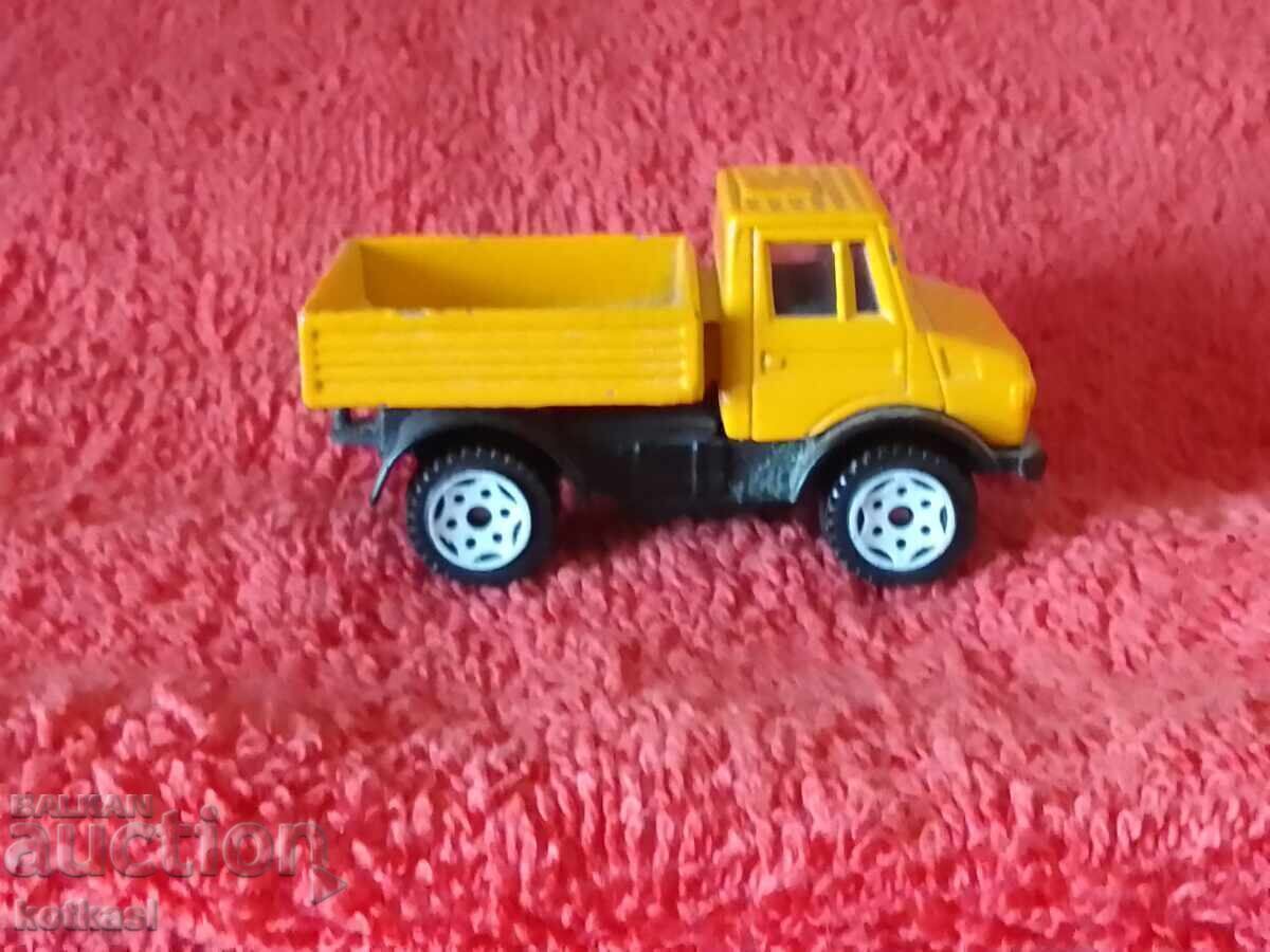 Delivery of Old metal model truck siku GERMANY Mercedes Delivery of Old metal model truck siku GERMANY Mercedes