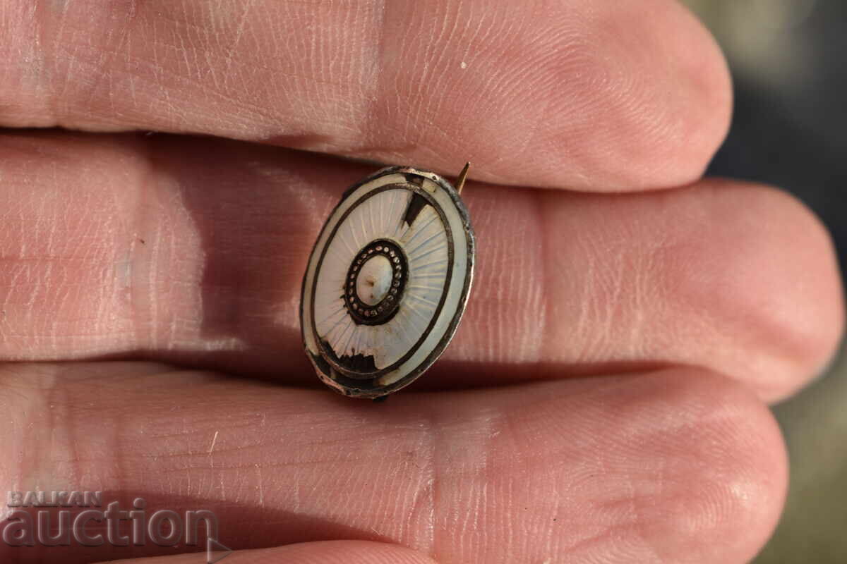 Old silver badge - 5 Old silver badge - 5