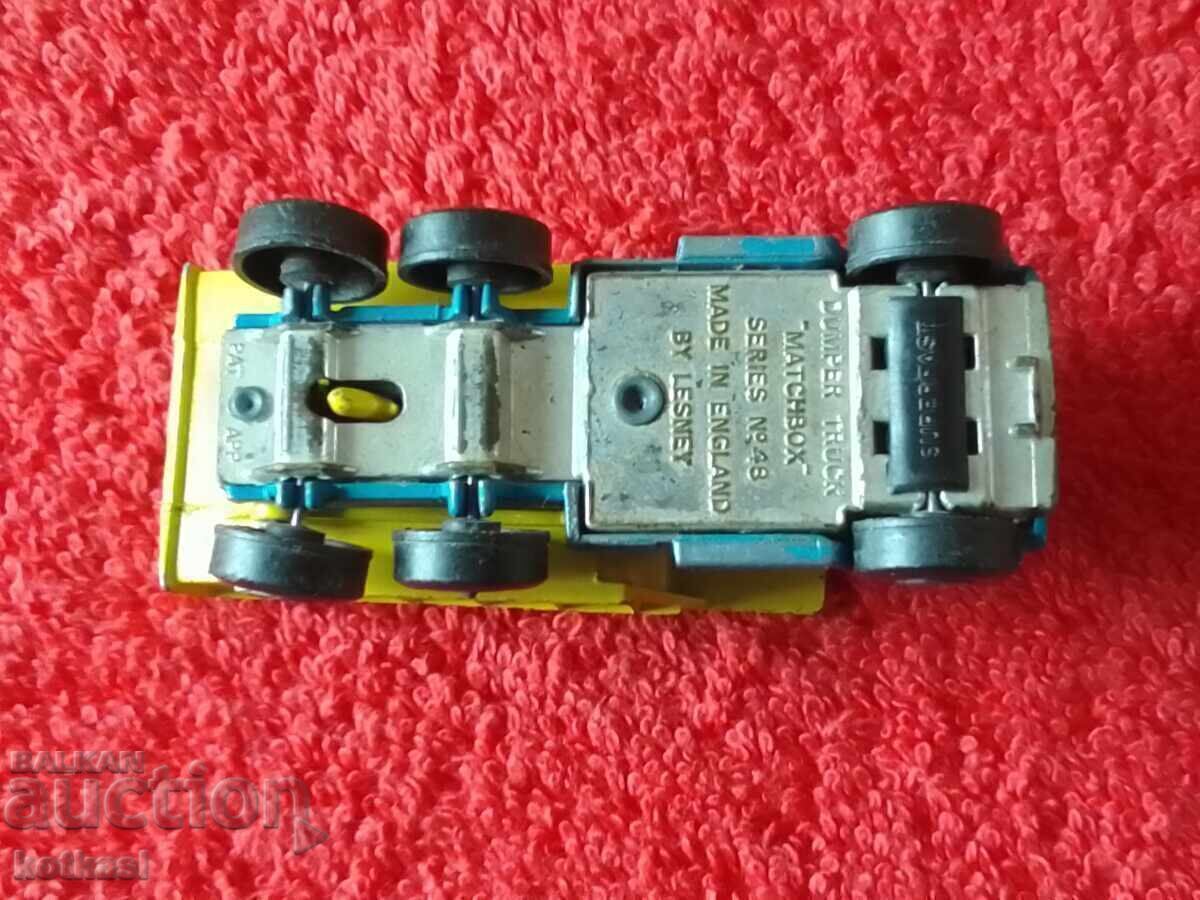 Old model MATCHBOX ENGLAND LESNEY DUMPER TRUCK - 7 Old model MATCHBOX ENGLAND LESNEY DUMPER TRUCK - 7