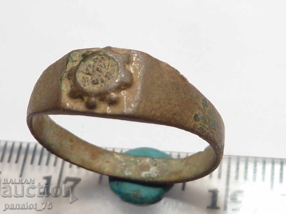 RENAISSANCE BRONZE RING