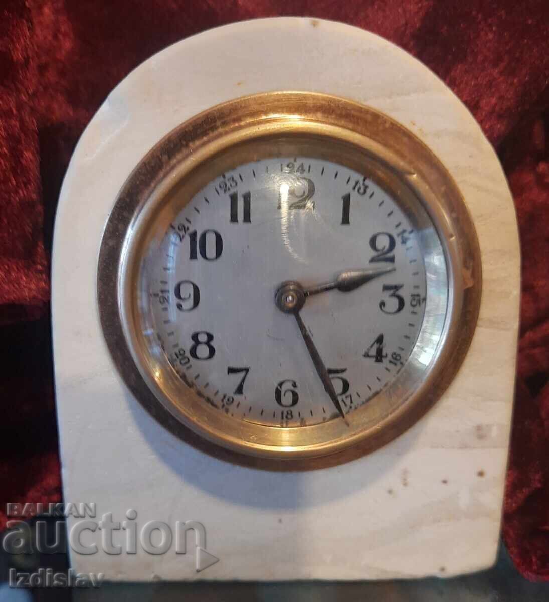 Auction Working marble table clock from the 1930s Auction Working marble table clock from the 1930s
