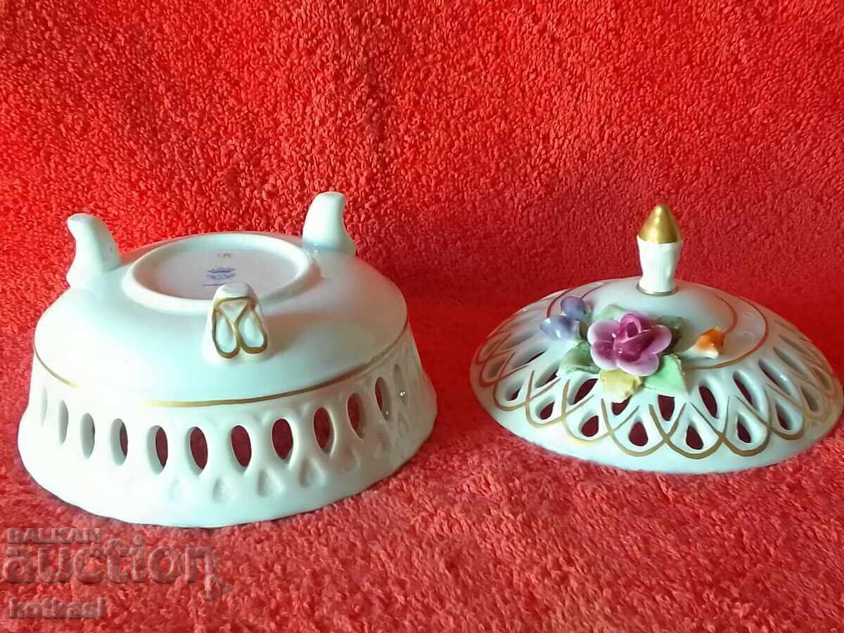 Porcelain openwork bowl gilding Embossed flowers handmade - 7 Porcelain openwork bowl gilding Embossed flowers handmade - 7