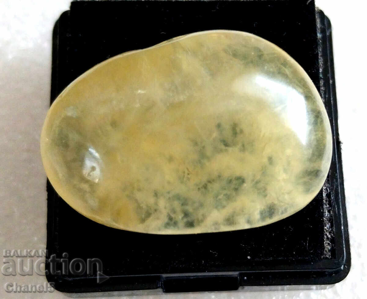 Auction NATURAL YELLOW PRENITH - 35.60 ct - (151) Auction NATURAL YELLOW PRENITH - 35.60 ct - (151)