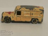 Matchbox LESNEY No14B Daimler Ambulance 1958