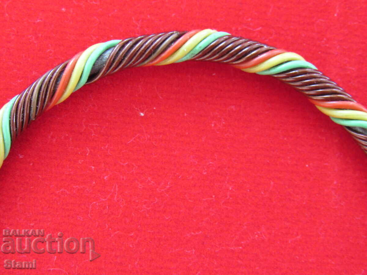 Copper bracelet with pink, new price with price 8.00 BGN | € 4.09 Copper bracelet with pink, new price with price 8.00 BGN | € 4.09