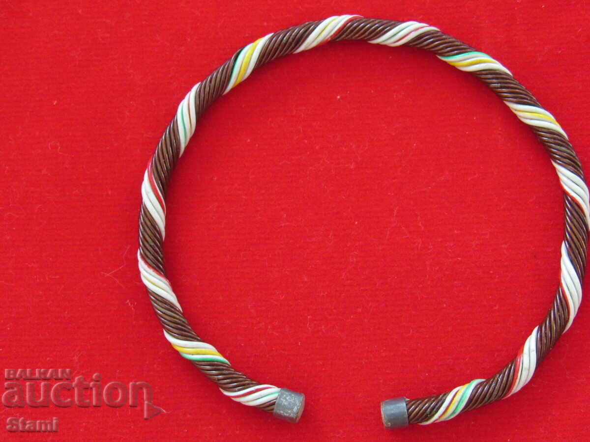 Copper bracelet with pink, new price with price 8.00 BGN | € 4.09 Copper bracelet with pink, new price with price 8.00 BGN | € 4.09