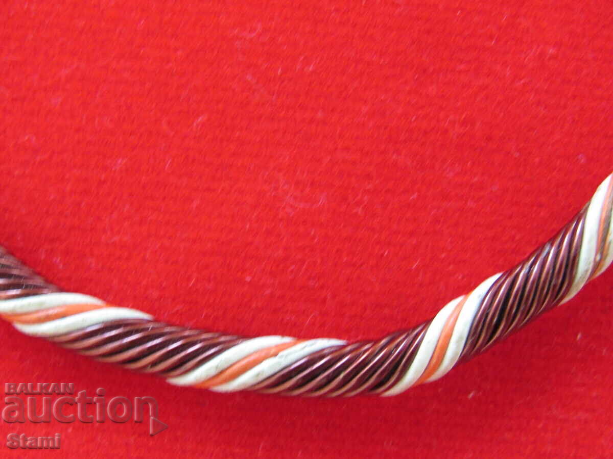 Copper bracelet with pink, new price with price 8.00 BGN | € 4.09 Copper bracelet with pink, new price with price 8.00 BGN | € 4.09