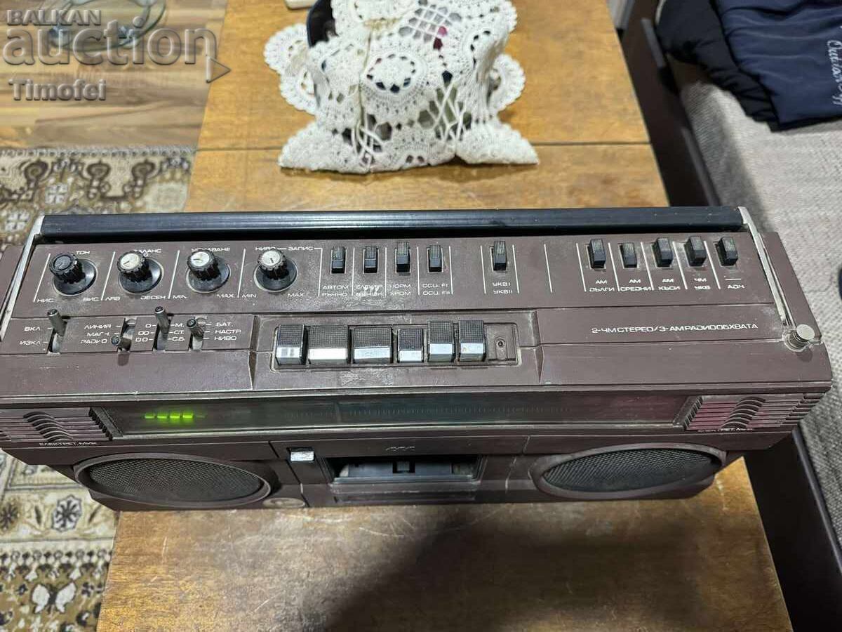 Casetofon. - 6 Casetofon. - 6