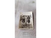 Photo Sofia Three young girls on a walk