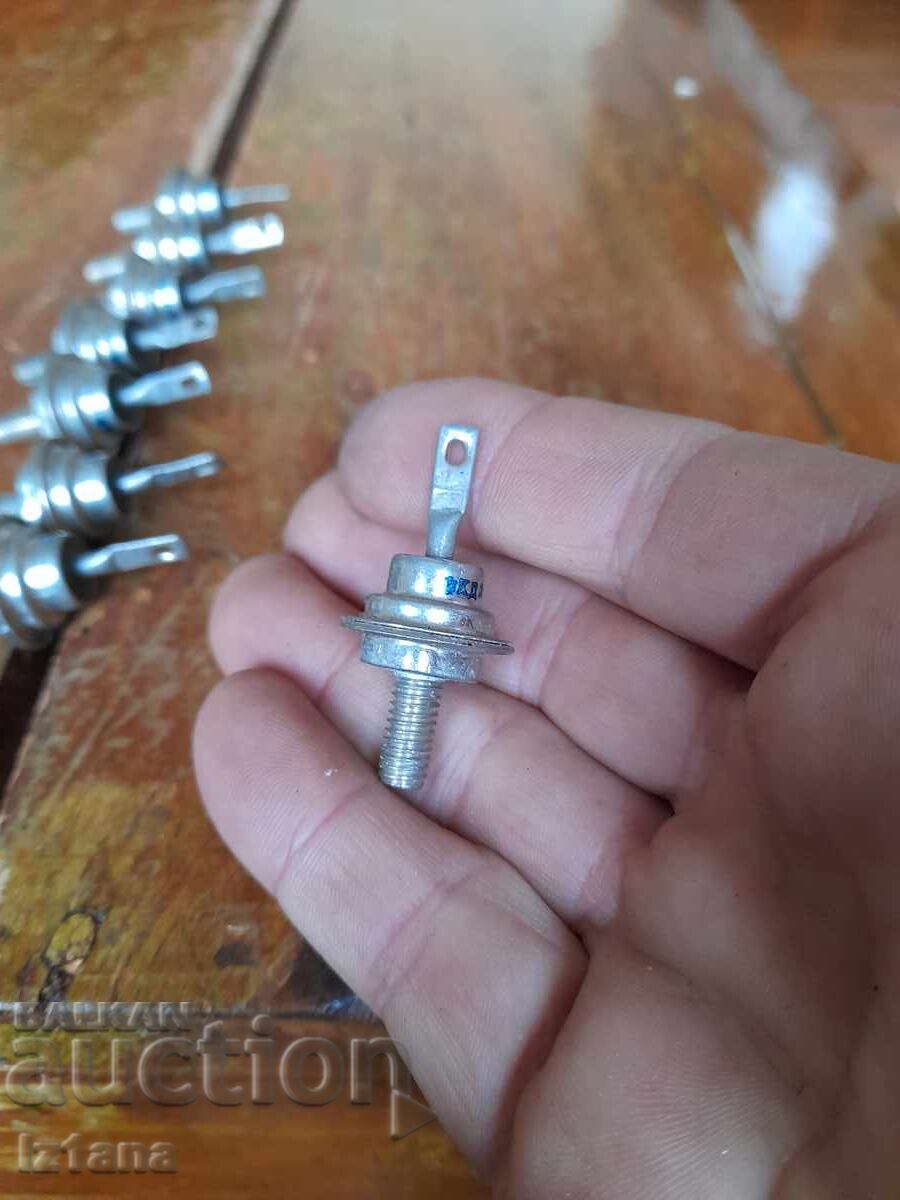 Old diodes KD2007 with price 12.00 BGN | € 6.14 Old diodes KD2007 with price 12.00 BGN | € 6.14