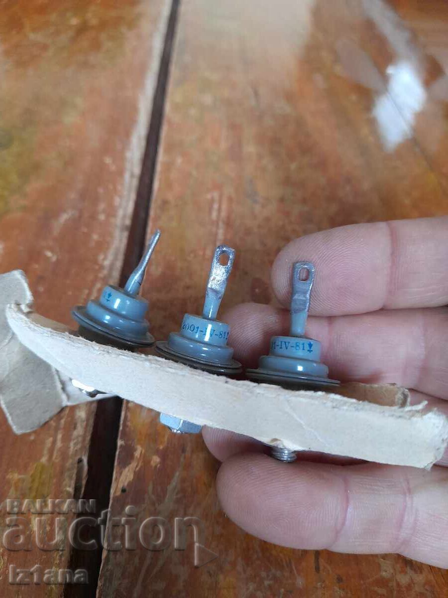 Auction Old diodes KD2001 Auction Old diodes KD2001
