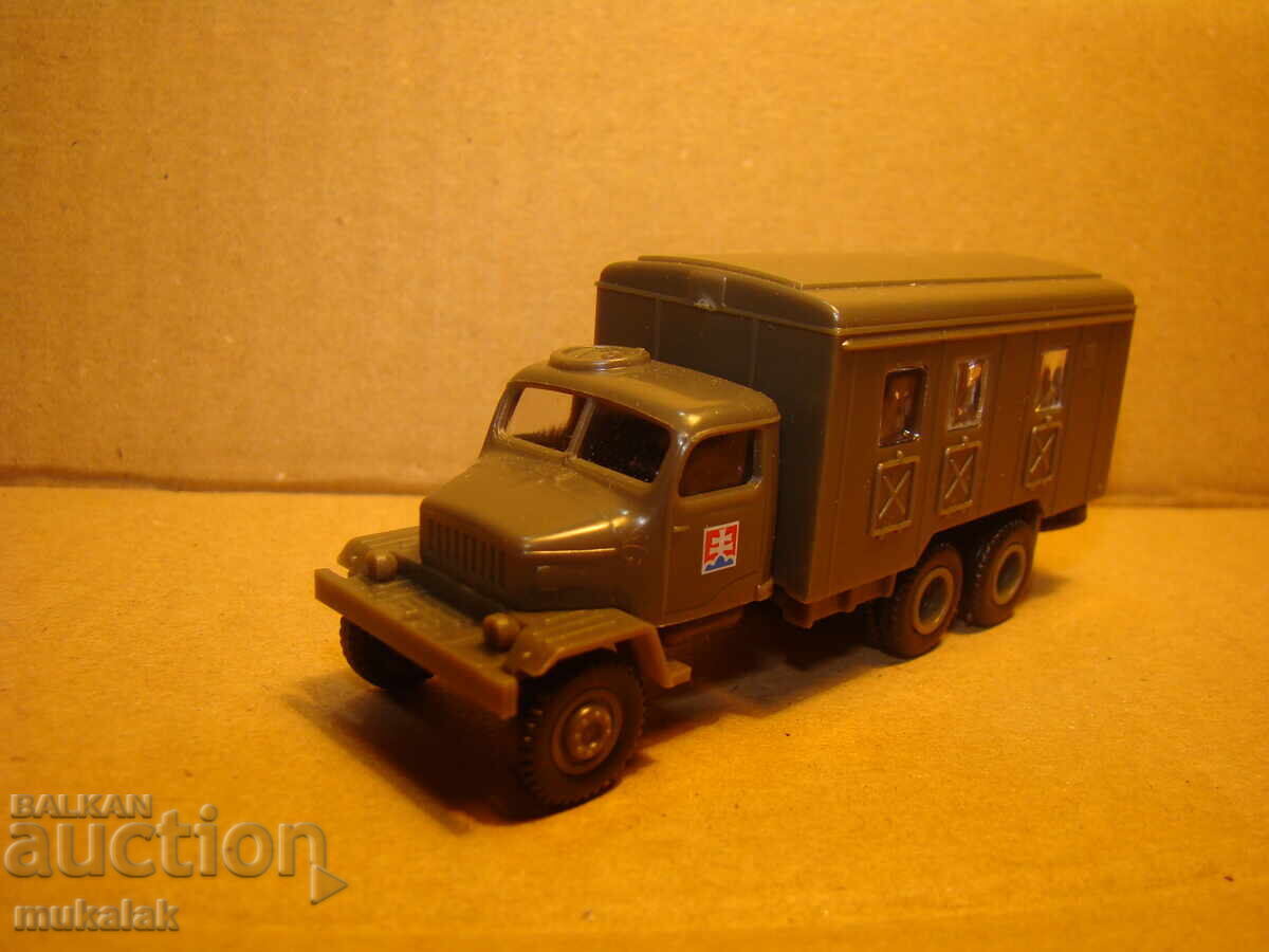 IGRA?? H0 1/87 PRAGA TRUCK MILITARY MODEL TROLLEY TRACTOR - 7 IGRA?? H0 1/87 PRAGA TRUCK MILITARY MODEL TROLLEY TRACTOR - 7