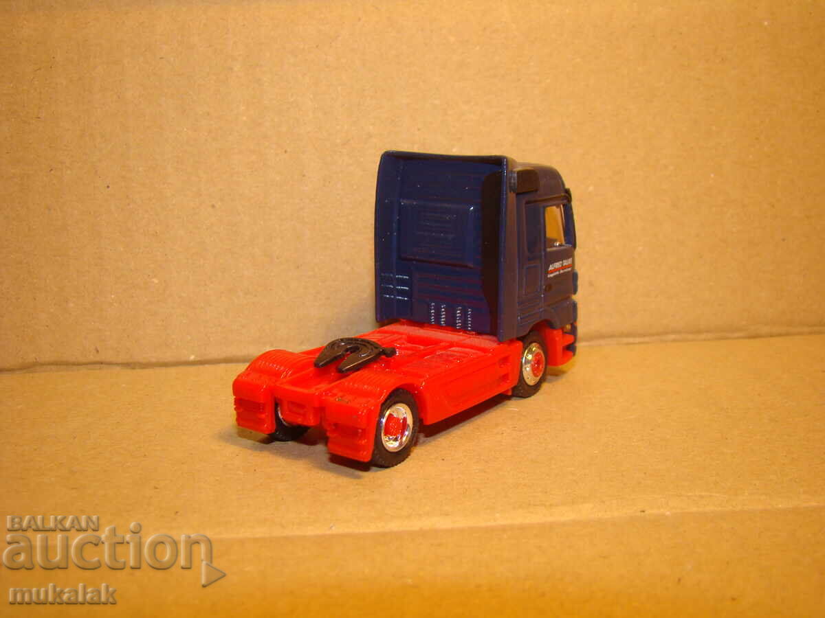 Delivery of SCHUCO H0 1/87 MERCEDES ACTROS TRUCK MODEL TROLLEY TRACTOR