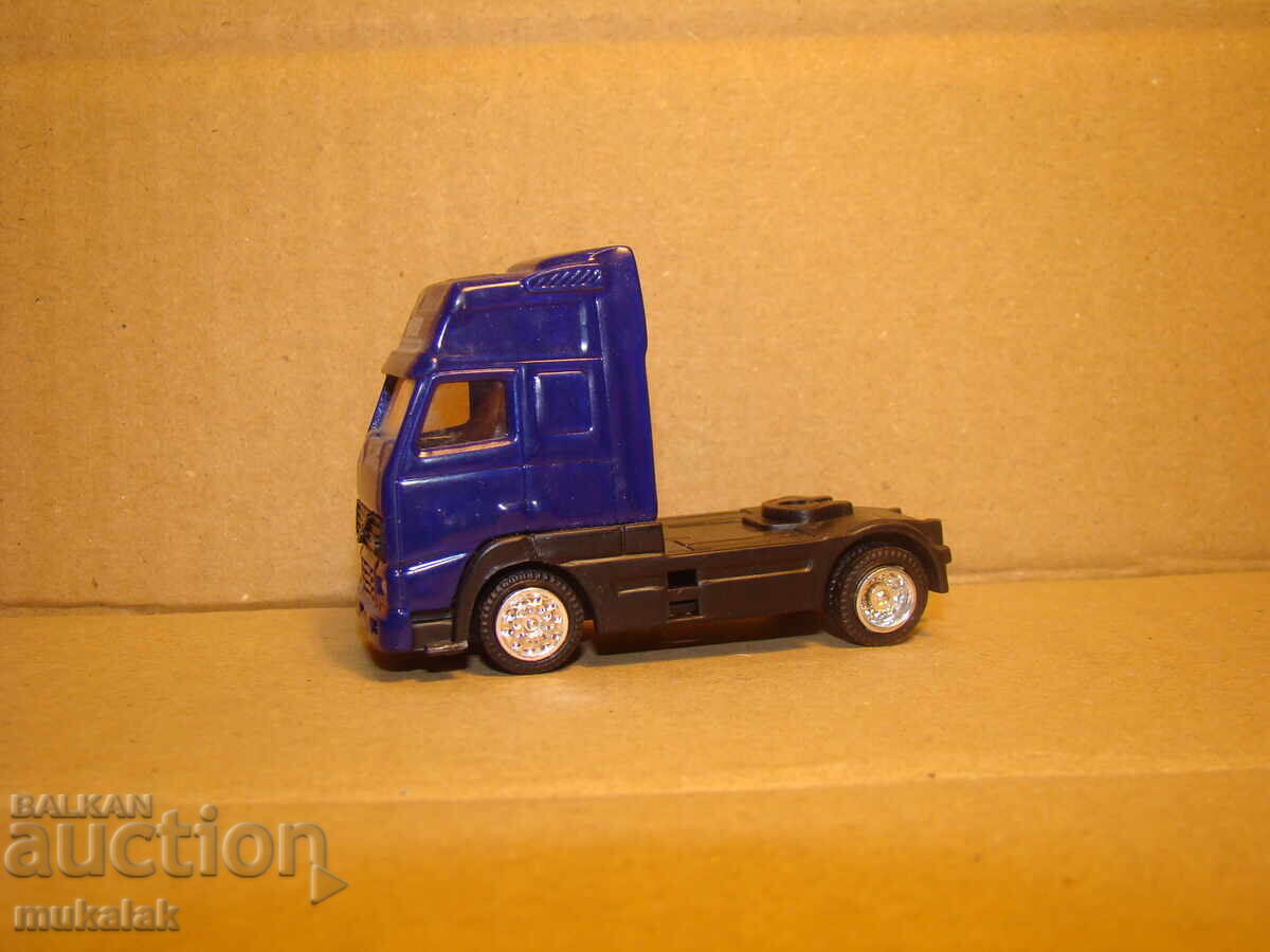 GRELL H0 1/87 VOLVO FH 12 TRUCK MODEL TROLLEY TRACTOR with price 10.00 BGN | € 5.11 GRELL H0 1/87 VOLVO FH 12 TRUCK MODEL TROLLEY TRACTOR with price 10.00 BGN | € 5.11