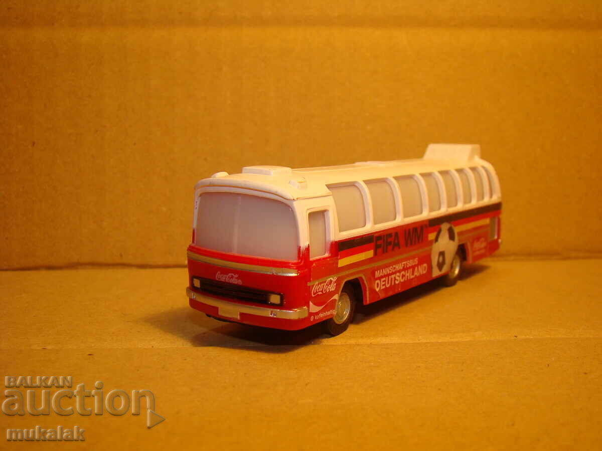 GRELL??? H0 1/87 MERCEDES BENZ MODEL TROLLEY BUS