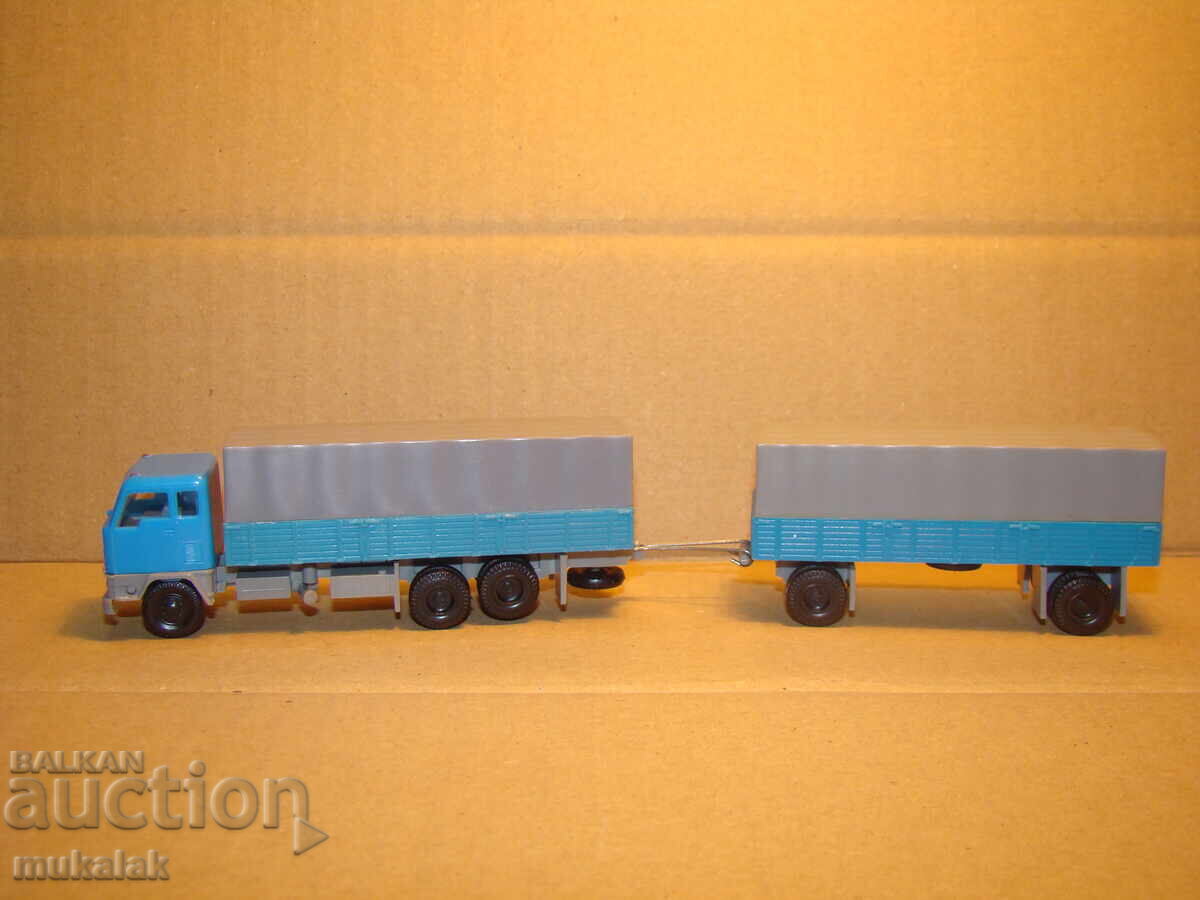 PLAY? H0 1/87 VOLVO F 89 TIR TRUCK MODEL TROLLEY TRACTOR