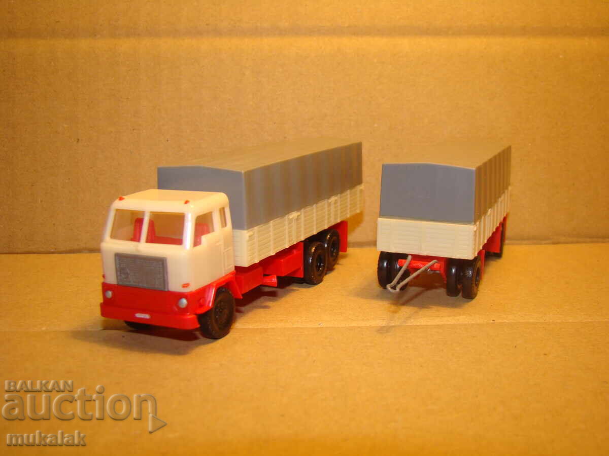 PLAY? H0 1/87 VOLVO F 89 TIR TRUCK MODEL TROLLEY TRACTOR with price 30.00 BGN | € 15.34 PLAY? H0 1/87 VOLVO F 89 TIR TRUCK MODEL TROLLEY TRACTOR with price 30.00 BGN | € 15.34