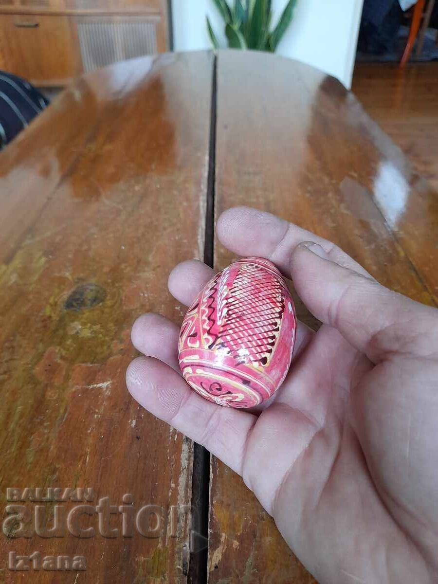 Old wooden egg with price 6.00 BGN | € 3.07 Old wooden egg with price 6.00 BGN | € 3.07