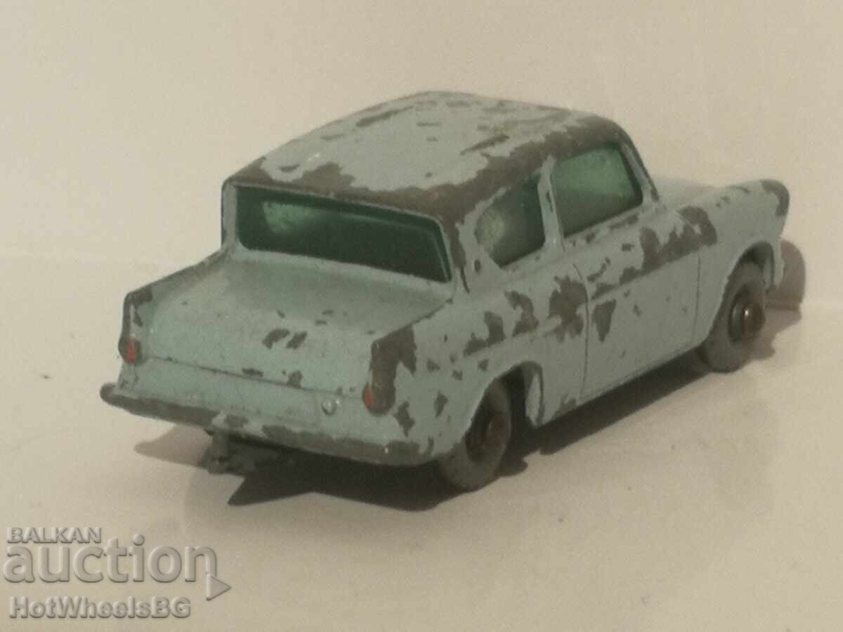 Delivery of -Matchbox LESNEY No 7 B Ford Anglia 1961 Delivery of -Matchbox LESNEY No 7 B Ford Anglia 1961