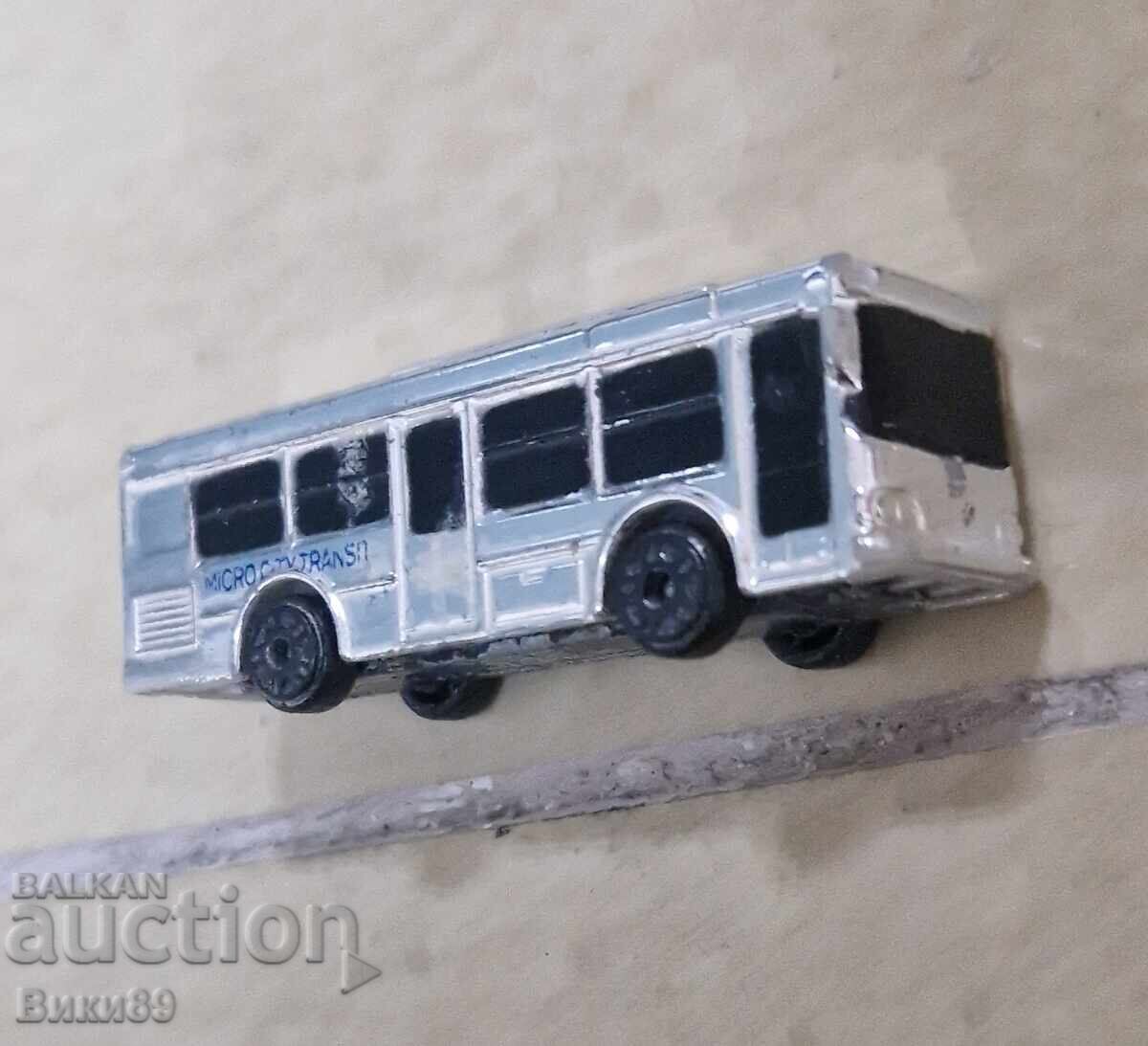 Autobuz HASBRO 1:64