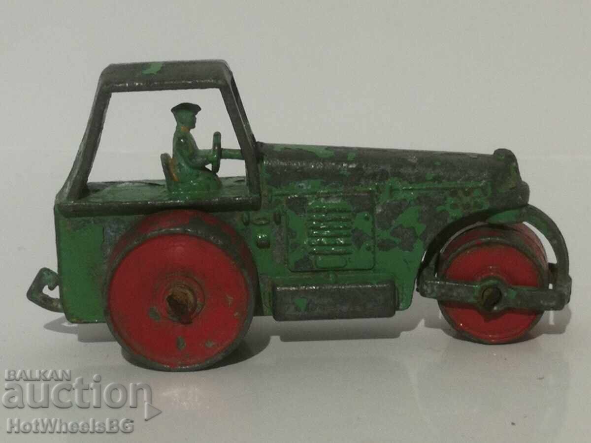 Matchbox LESNEY No 1B Road Roller 1956 with price 16.00 BGN | € 8.18 Matchbox LESNEY No 1B Road Roller 1956 with price 16.00 BGN | € 8.18