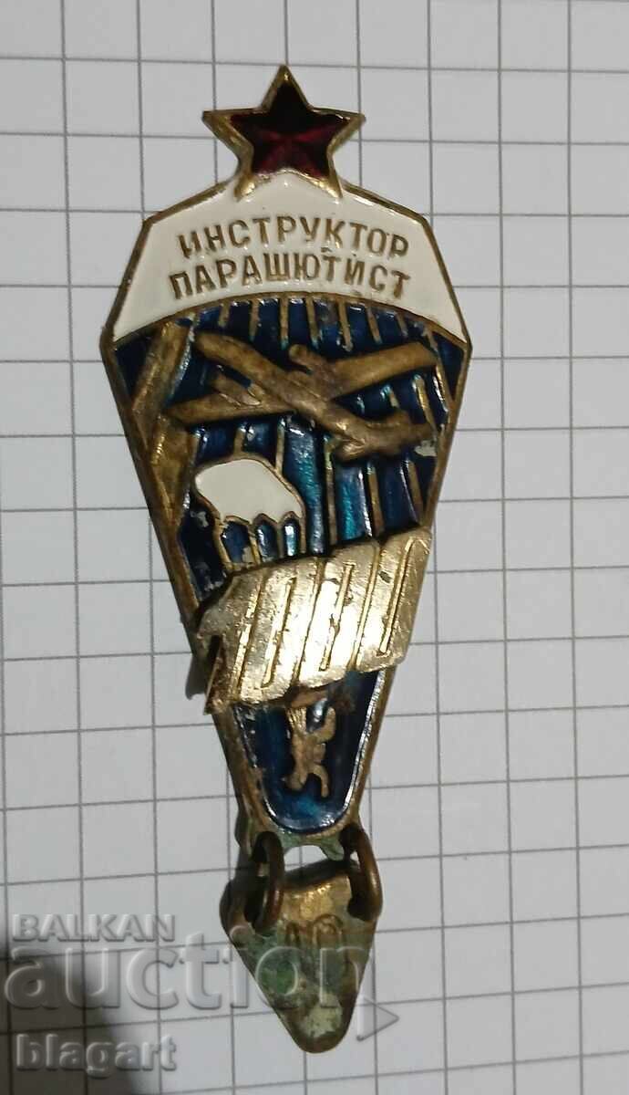 parachutist 1000 jumps - badge with price 40.00 BGN | € 20.45 parachutist 1000 jumps - badge with price 40.00 BGN | € 20.45